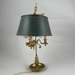 LAMPE bouillotte en bronze ciselé à bouquet mobile de trois...