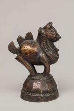BIRMANIE, XIXème sièclePetit poids à opium.En bronze, en forme du...