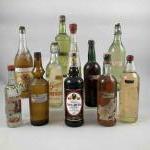 11 bouteilles RHUM et diverses Eaux-de-Vie.Ensemble provenant de l'abbaye de...